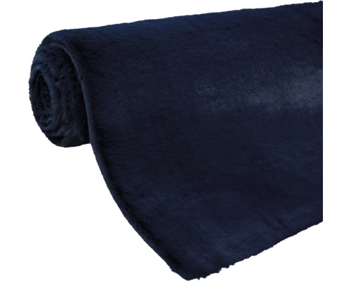 Gerollter Teppich aus Stoff