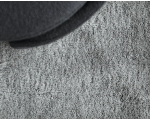 Detailansicht eines Teppichs mit hohem Flor