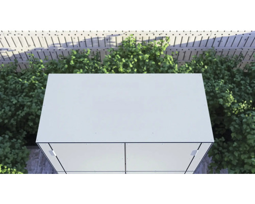 Draufsicht eines Gartenhauses mit grüner Umgebung