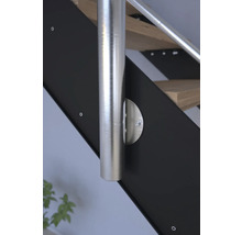Pertura Wangentreppe Libra Eiche rustikal ohne Setzstufen Pulverbeschichtet Seitenwange Schwarz gerade 87 cm 14 Stufen / 15 Steigungen Stabgeländer