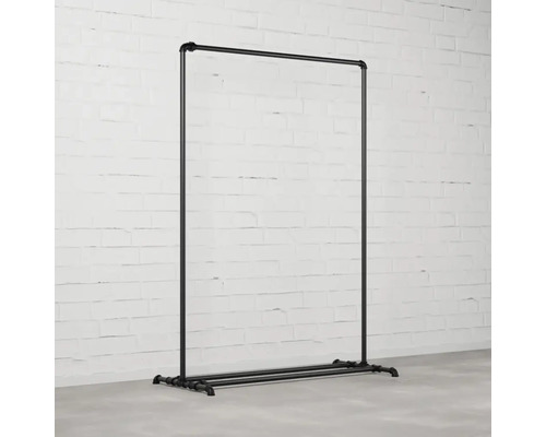 Kleiderständer aus Metallrohr