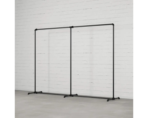 Doppelter Kleiderständer aus Metallrohren