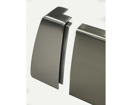 Zwei Aluminiumprofile für den Kantenschutz