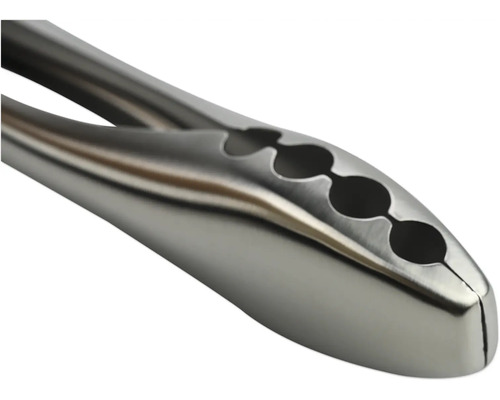 Detailaufnahme einer Grillzange aus Metall