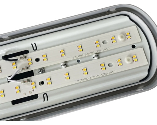 Innenansicht einer LED-Feuchtraumleuchte