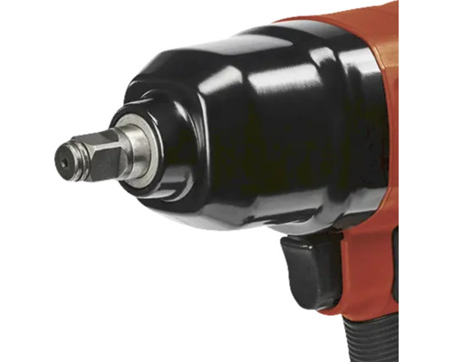 Nahaufnahme eines roten und schwarzen Schlagschraubers.