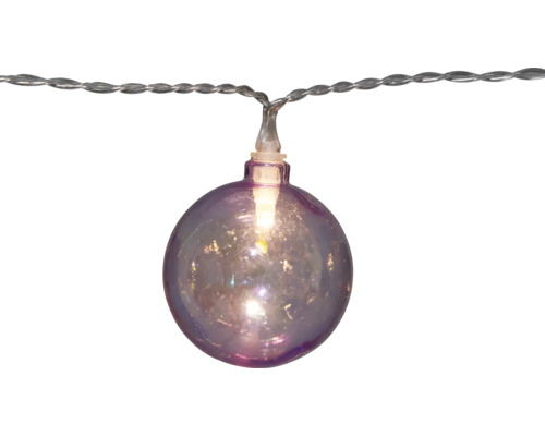 Lichterkette mit einer Kugel