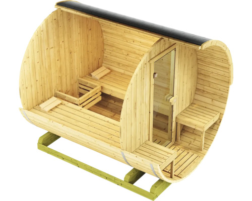 Fasssauna mit Holzbänken und Glastür