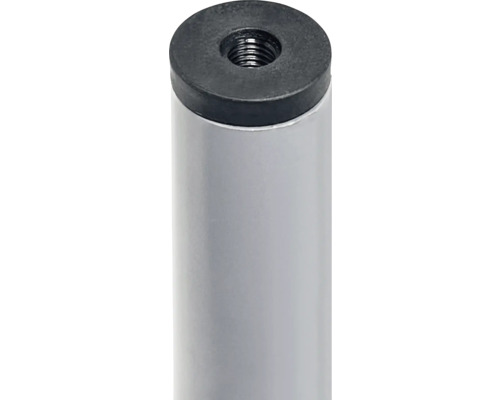 Detailansicht eines Möbelbeins mit Gewinde