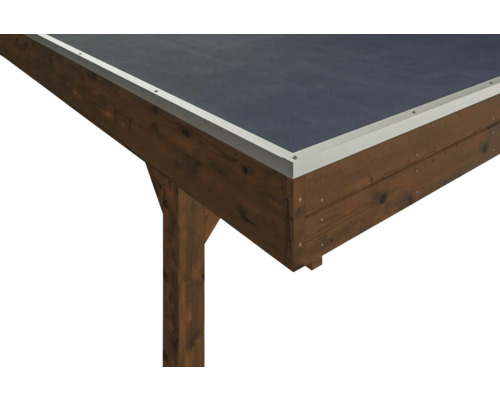 Detailansicht einer Holzpergola mit Flachdach