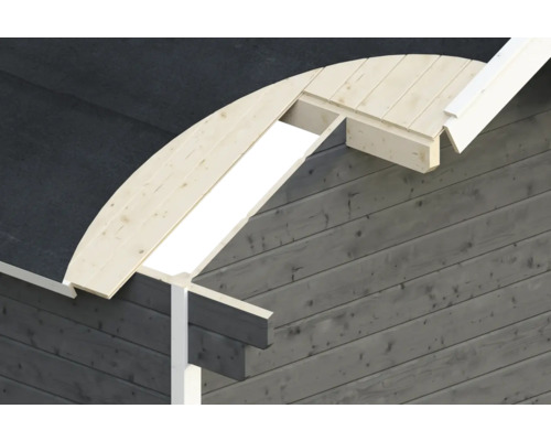 Detailansicht eines Holzhausbaus mit Dachkonstruktion und Holzverkleidung