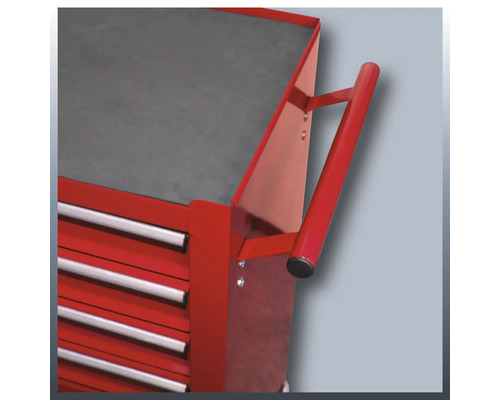 Detailansicht eines Werkzeugwagens mit Schubladen und Griff