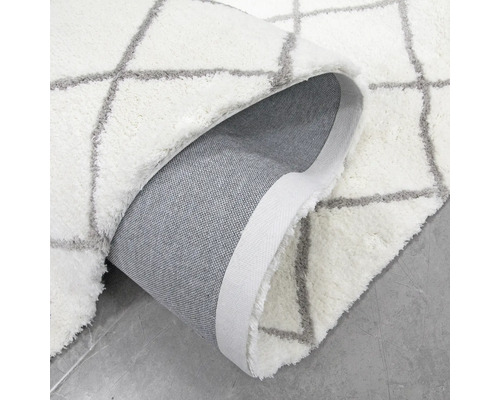 Teppich mit geometrischem Muster