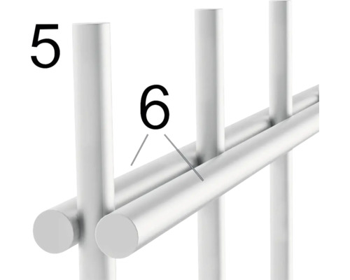 Detailansicht eines Handtuchhalters mit Stangen