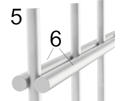 Detailansicht eines silberfarbenen Handtuchhalters mit den Nummern 5 und 6 zur Kennzeichnung von Elementen.