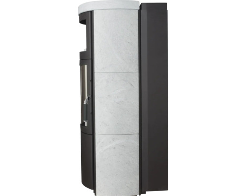 Kaminofen mit Verkleidung aus Speckstein