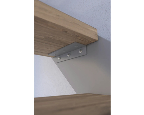Regalwinkel aus Metall zur Befestigung eines Holzregals an einer Wand.