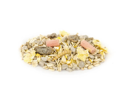 Nagertierfutter mit Getreide, Gemüse und proteinhaltigen Bestandteilen