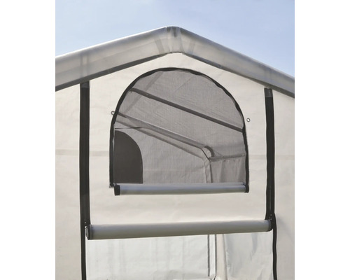 Detailansicht Gewächshausfenster mit Insektenschutz