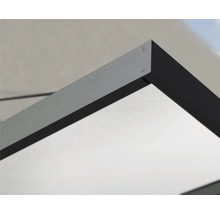 Detailansicht eines Metallrahmens