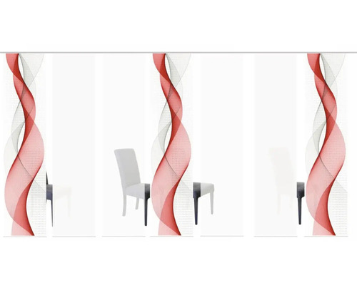 Schiebegardinen mit abstraktem Wellenmuster und Stuhl