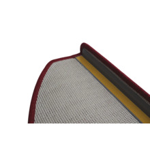 Detailansicht einer Teppichunterlage mit Umrandung