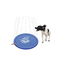 Hundespielzeug Wassersprinkler mit Hund