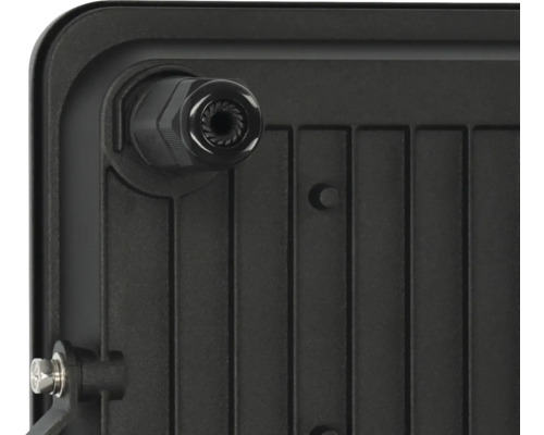 Detailansicht eines schwarzen LED-Strahlers mit Kabelverschraubung