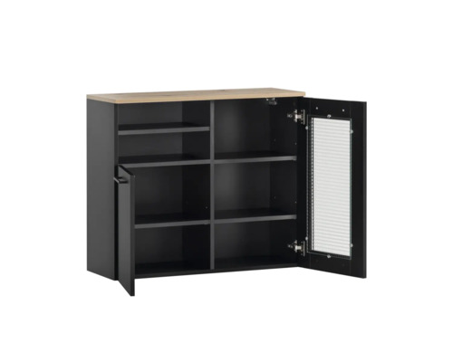 Schrank mit Regalböden und einer Tür mit geriffeltem Glas