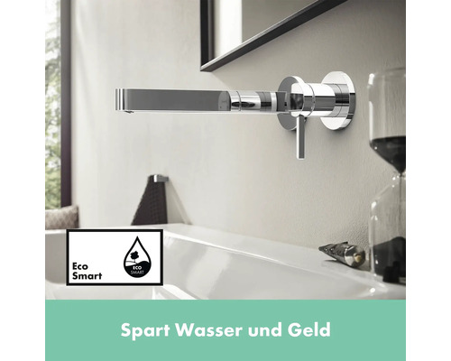 Wandarmatur im Badezimmer mit EcoSmart Symbol für Wassersparen