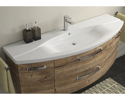 Waschtisch mit Unterschrank im Badezimmer