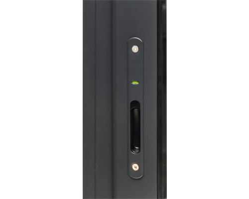 Detailansicht eines Türgriffs mit integrierter Wasserwaage