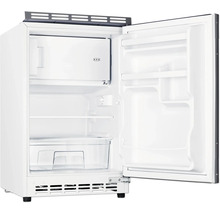 Weißer Kühlschrank mit geöffneter Tür