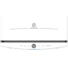 Ariston Logo auf einem Warmwasserspeicher