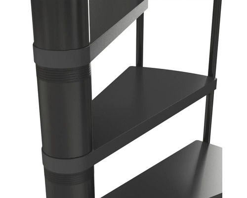 Detailaufnahme einer Wendeltreppe mit Metallstruktur