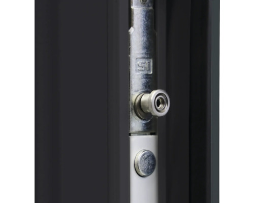 Detailansicht eines Schließmechanismus an einem Fenster oder einer Tür