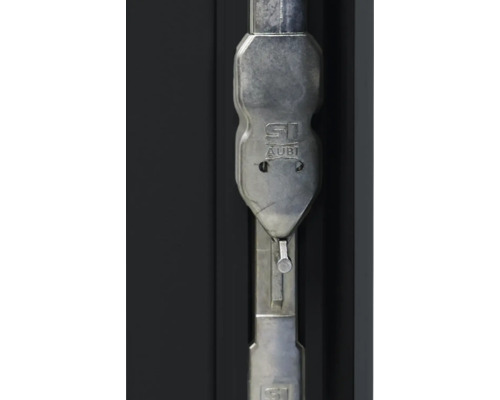 AUBI Logo auf einem Fensterbeschlag