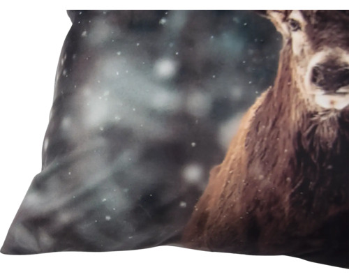 Dekokissen mit Hirschmotiv