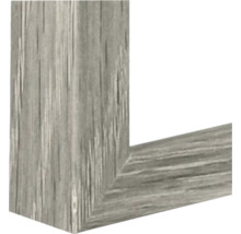 Eckdetail einer Fußleiste mit Holzstruktur