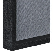 Detailansicht eines Bilderrahmens mit Leinwand