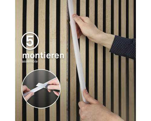 Montage einer LED Leiste an einer Holzpaneelwand
