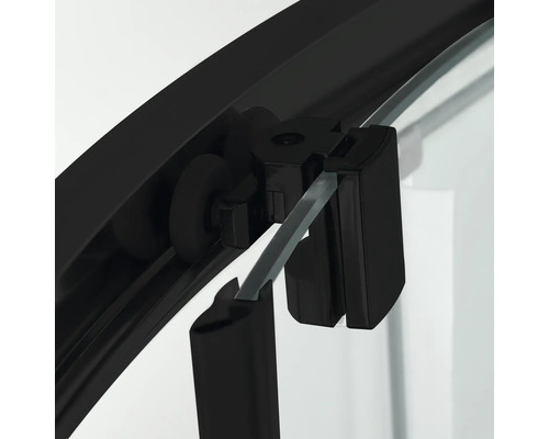 Detailansicht einer Duschkabine mit schwarzem Rahmen und Schiebetürmechanismus