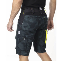 Cargoshorts mit Tarnmuster und Taschen