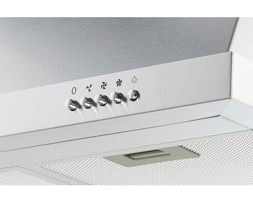 Detailaufnahme einer Dunstabzugshaube mit Bedienelementen für Gebläsestufen und Beleuchtung