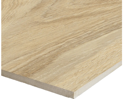 Fliese in Holzoptik