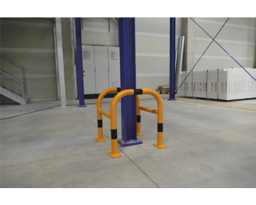 Pfostenschutzbügel zum Schutz von Pfosten vor Beschädigungen