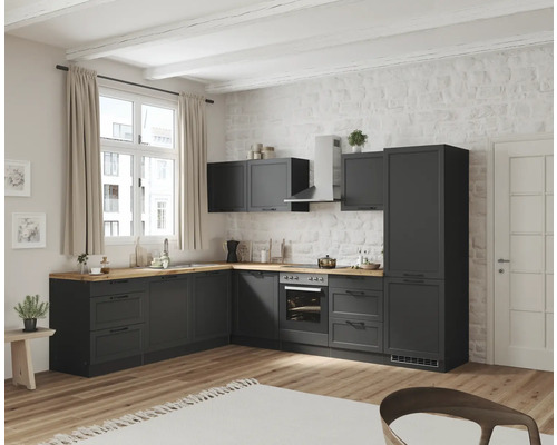 Winkelküche Held Möbel Lübeck 300 cm grau matt/graphit inkl. Einbaugeräte Moderne Küche mit Küchenschränken, Spüle, Herd und Dunstabzugshaube vor einer Ziegelwand
