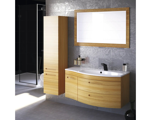 Modernes Badezimmer mit Waschtisch, Spiegelschrank und Dusche