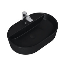 Schwarzes Aufsatzwaschbecken mit Chromarmatur