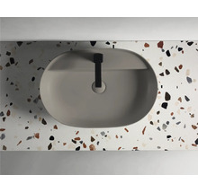 Aufsicht eines Waschtischs mit Waschbecken und Armatur